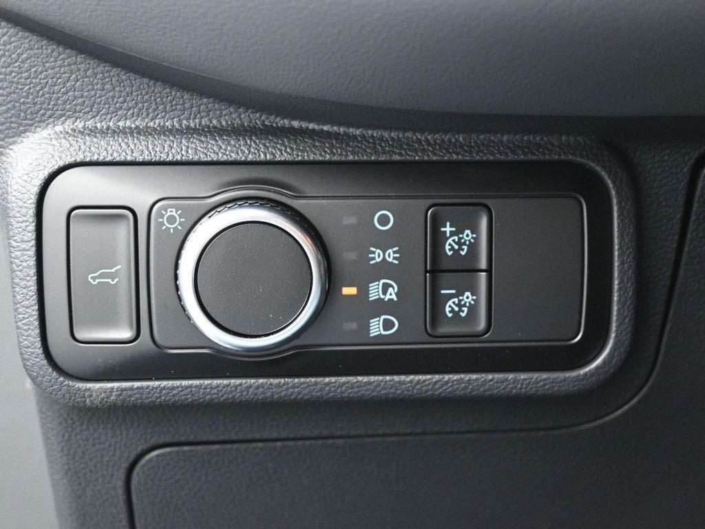 new 2025 Ford Explorer car, priced at $41,440
