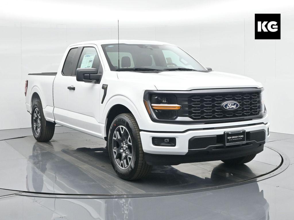 new 2025 Ford F-150 car, priced at $45,295