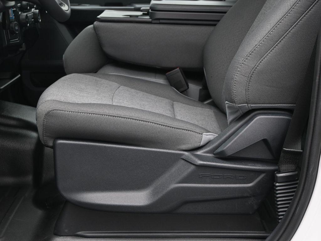 new 2025 Ford F-150 car, priced at $44,935