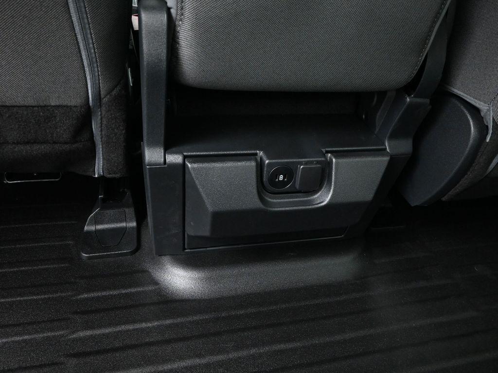 new 2025 Ford F-150 car, priced at $44,935