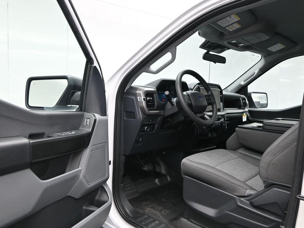 new 2025 Ford F-150 car, priced at $44,935