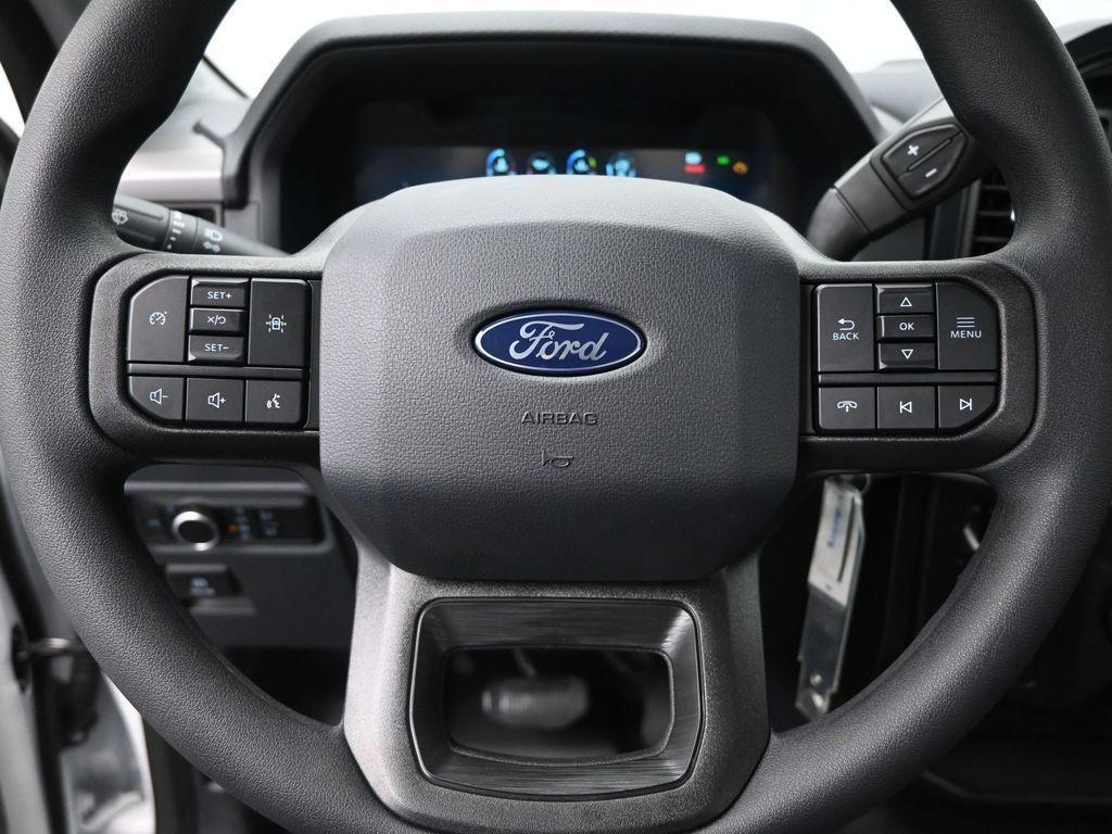 new 2024 Ford F-150 car, priced at $40,735