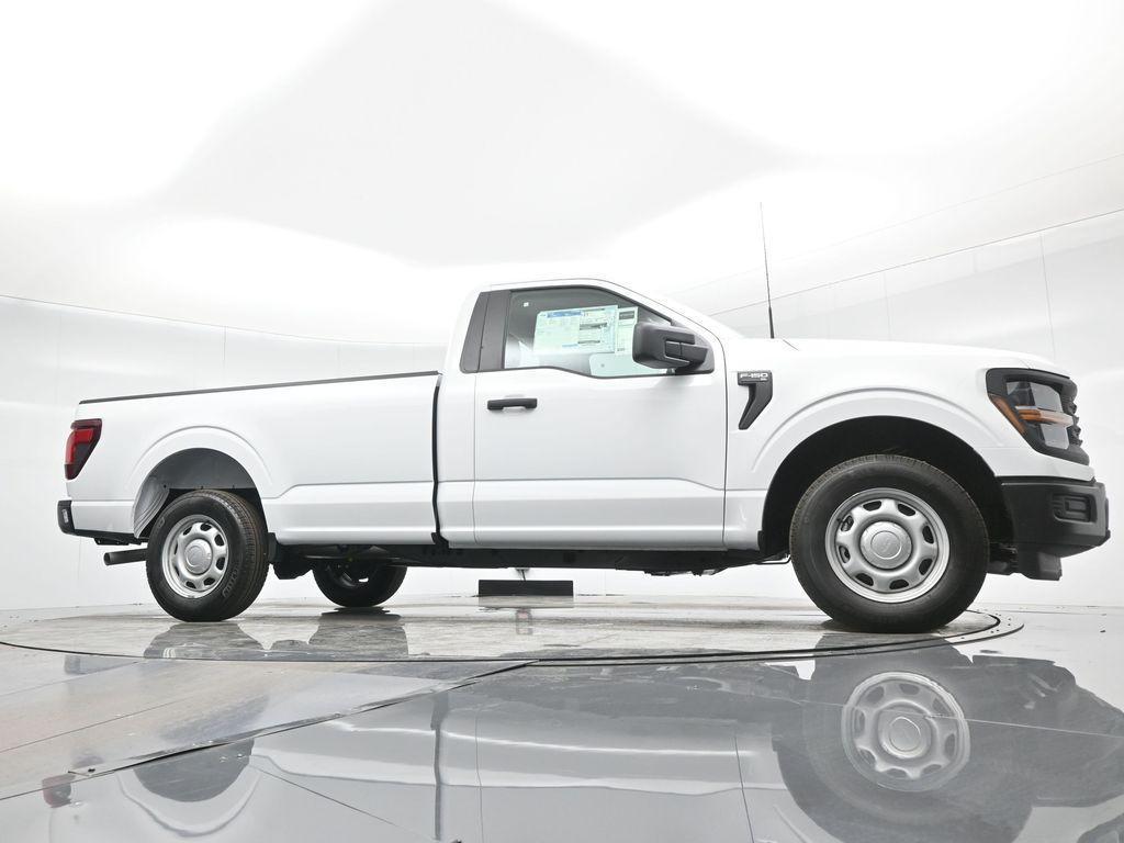 new 2024 Ford F-150 car, priced at $40,735