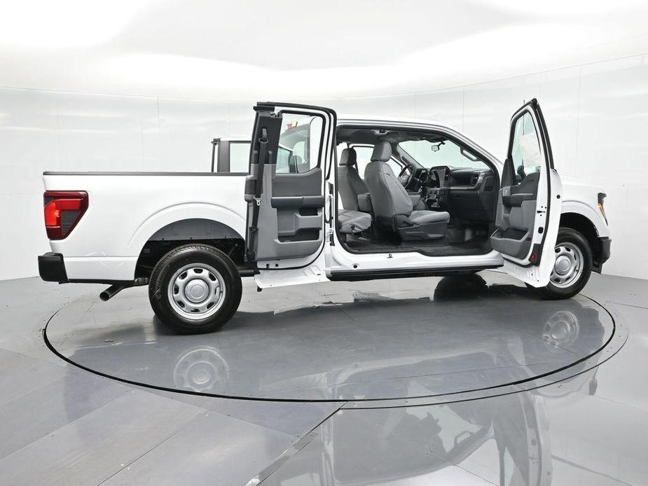 new 2024 Ford F-150 car, priced at $43,280