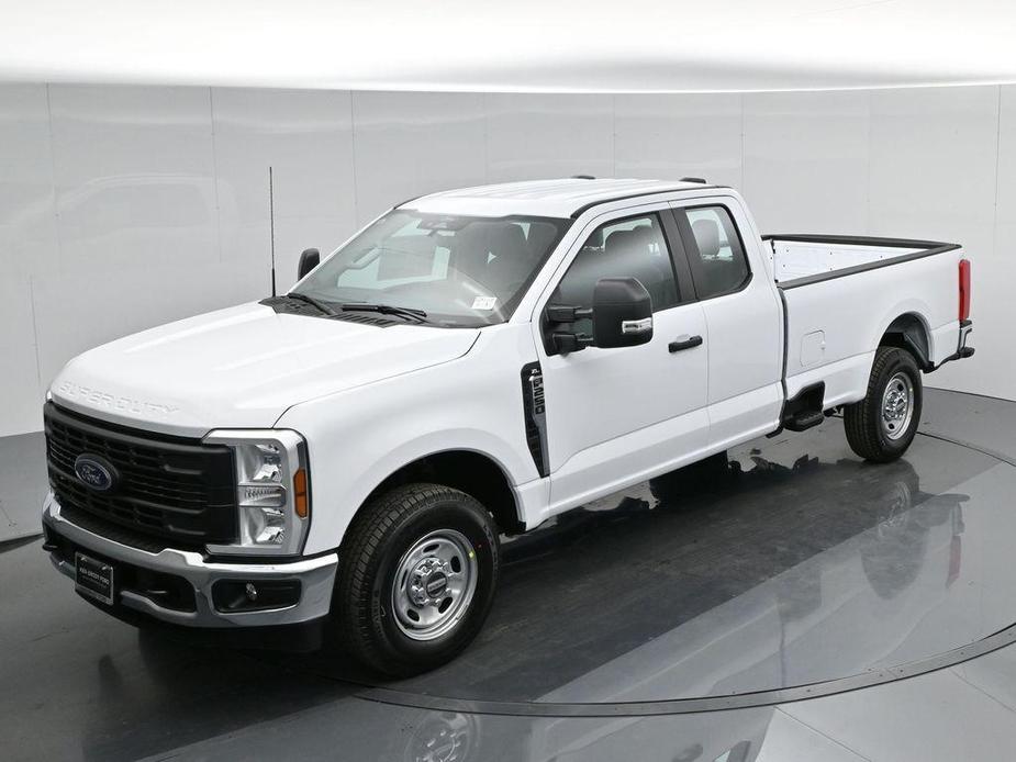 new 2024 Ford F-250 car, priced at $49,400