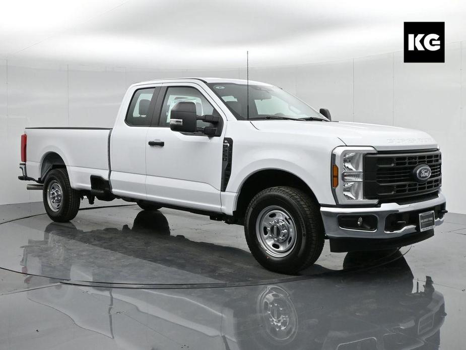 new 2024 Ford F-250 car, priced at $49,400