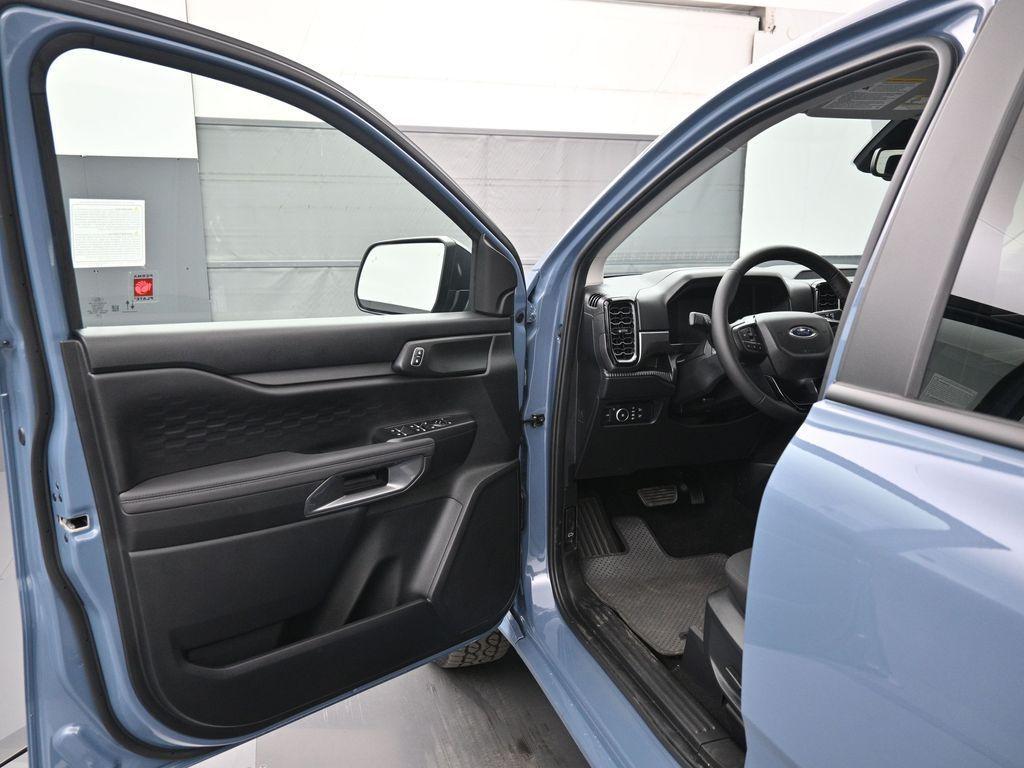 new 2025 Ford Ranger car, priced at $44,160