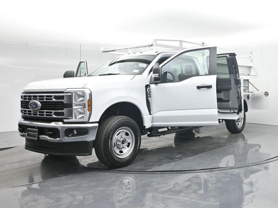 new 2024 Ford F-350 car, priced at $65,789