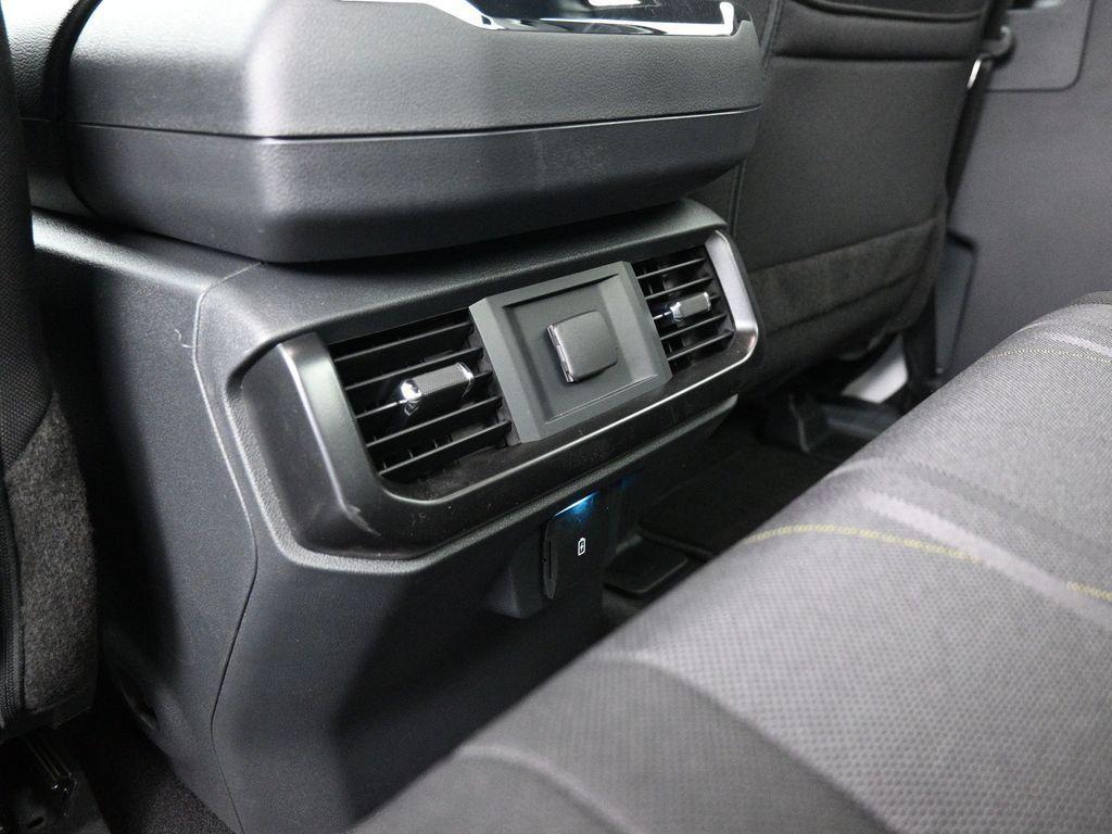 new 2025 Ford F-150 car, priced at $40,957