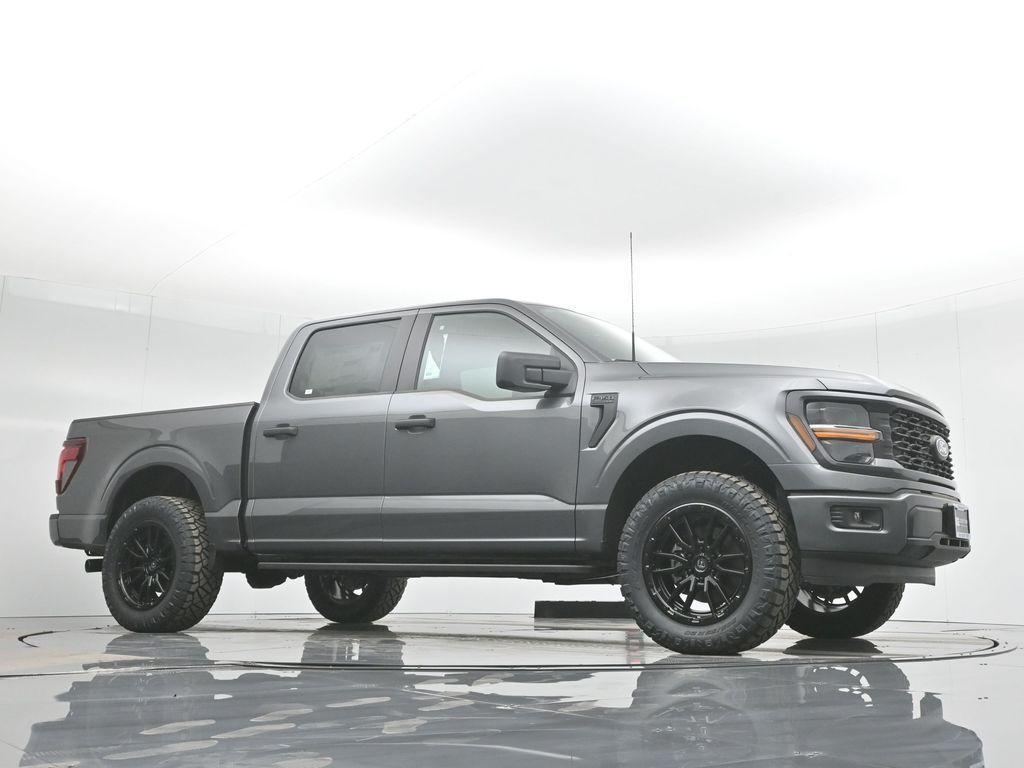 new 2024 Ford F-150 car, priced at $56,925