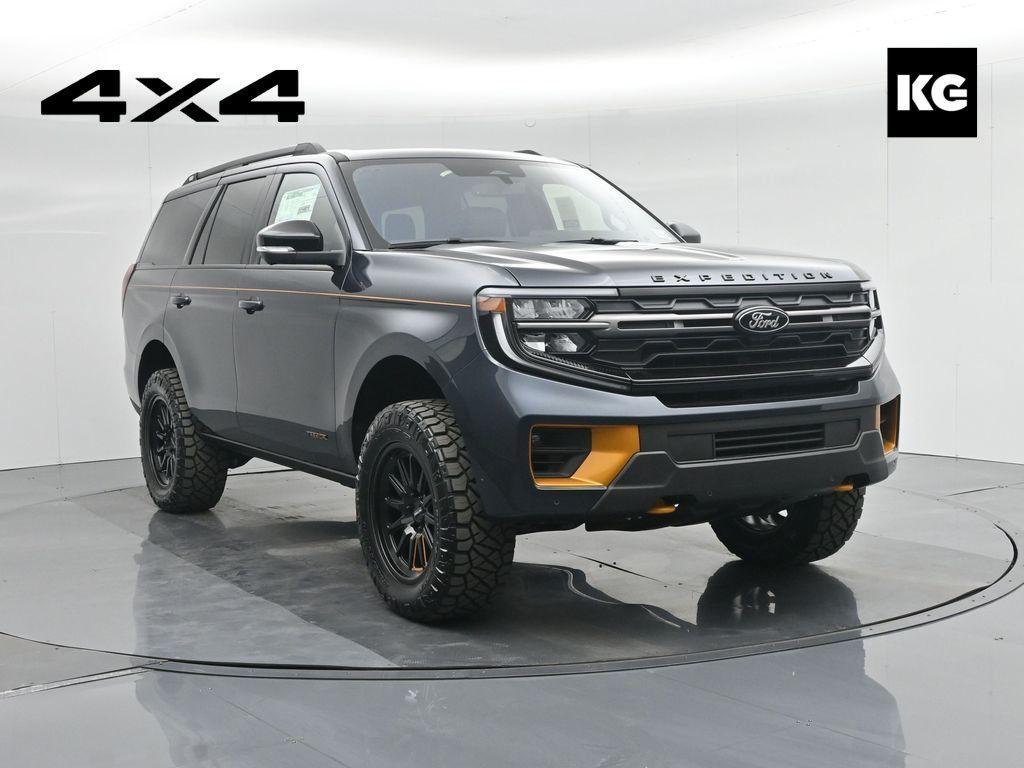 new 2025 Ford Expedition car, priced at $93,890