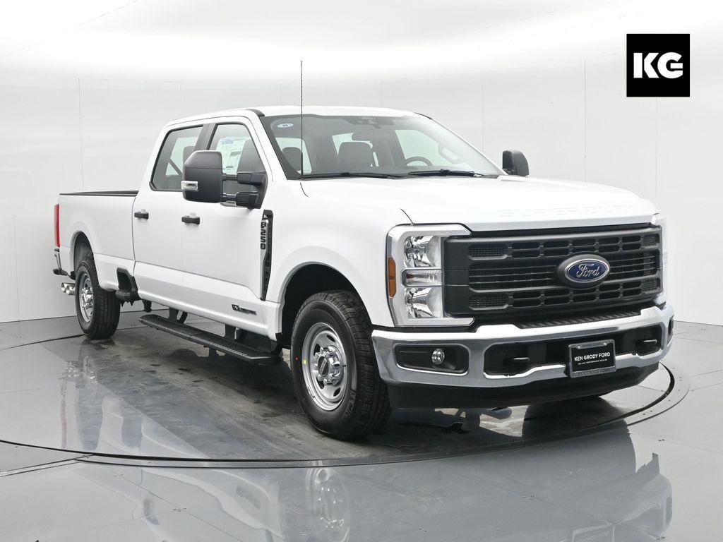 new 2025 Ford F-250 car, priced at $62,790