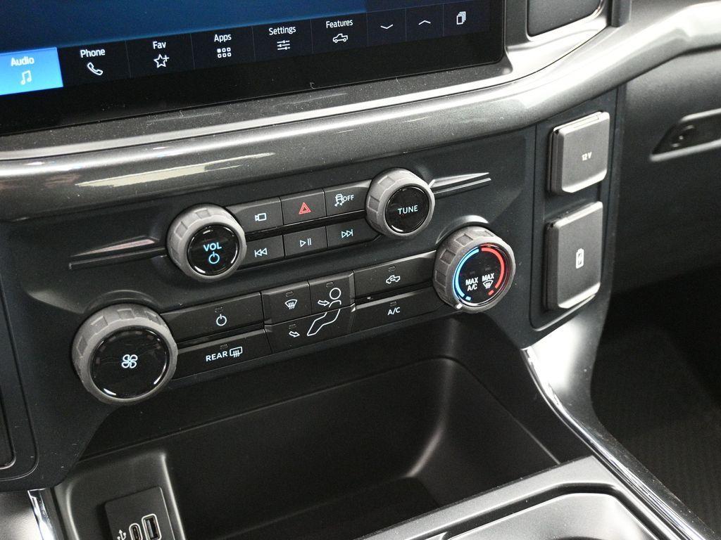 new 2025 Ford F-150 car, priced at $43,182