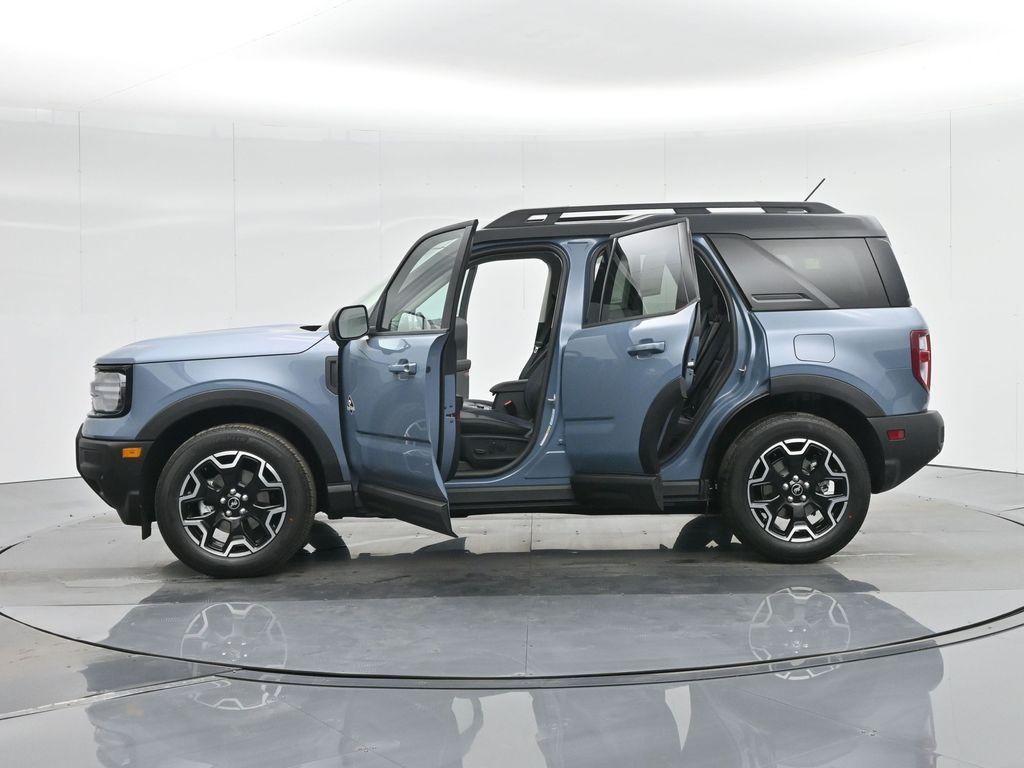 new 2025 Ford Bronco Sport car, priced at $39,480