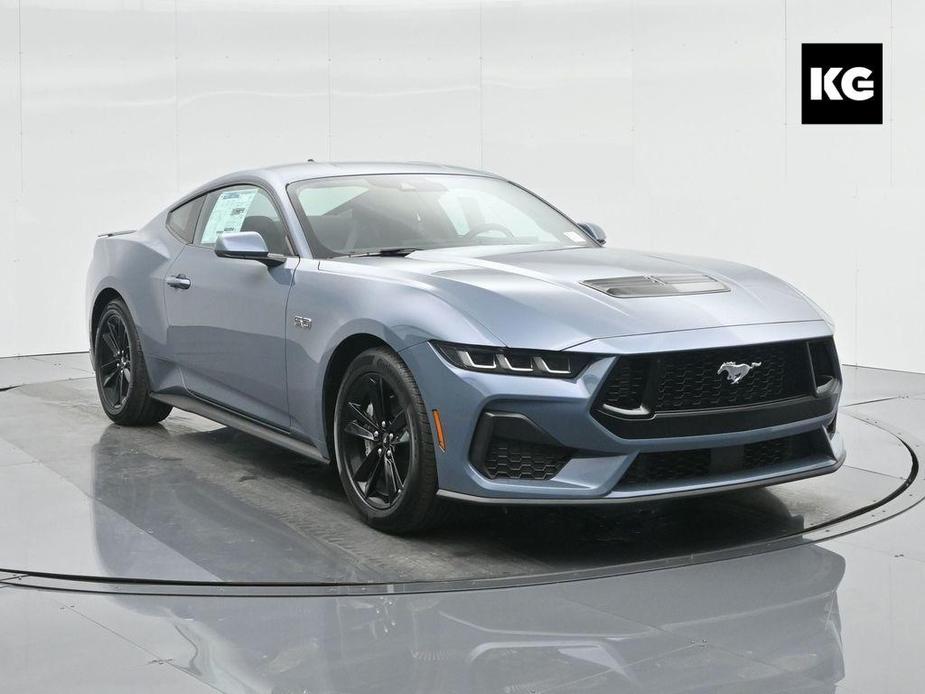 new 2025 Ford Mustang car