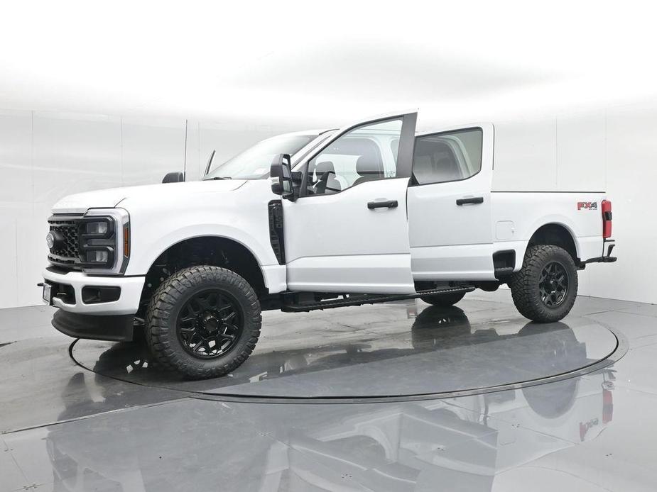 new 2024 Ford F-250 car, priced at $68,970