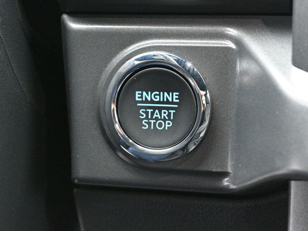 new 2025 Ford F-150 car, priced at $66,100