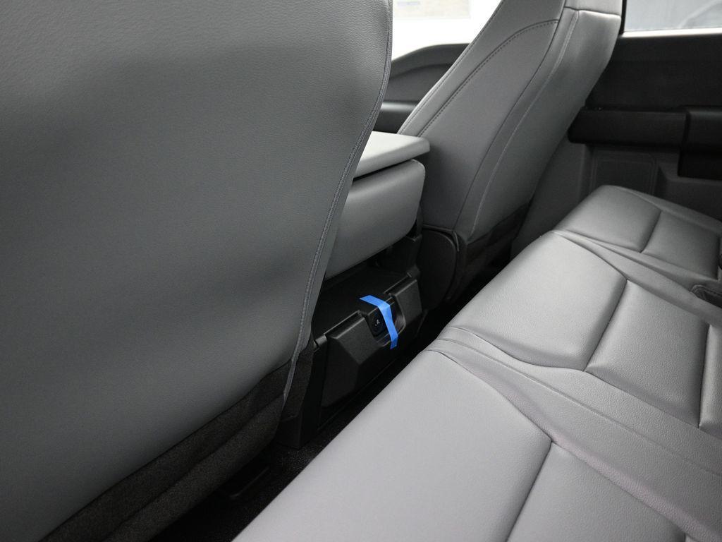 new 2024 Ford F-350 car, priced at $67,657