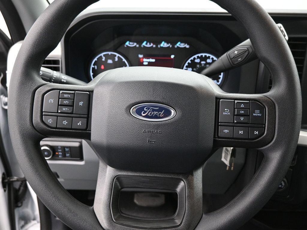 new 2024 Ford F-350 car, priced at $67,657