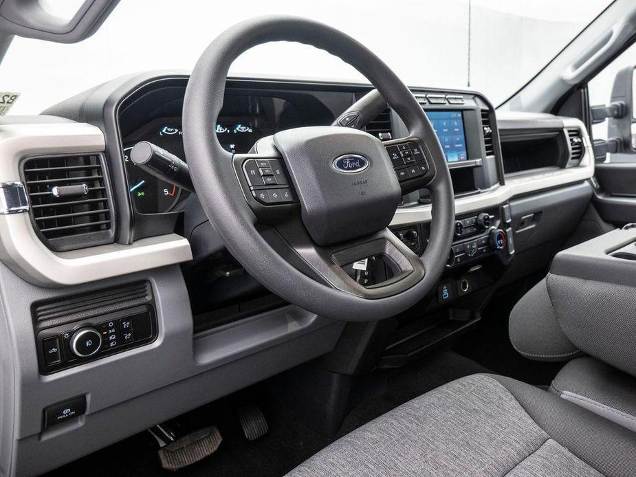 new 2024 Ford F-250 car, priced at $69,720