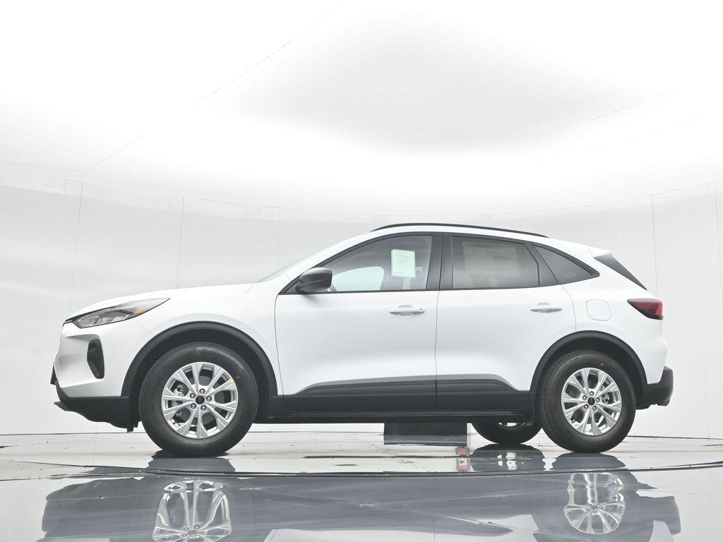 new 2025 Ford Escape car, priced at $29,620