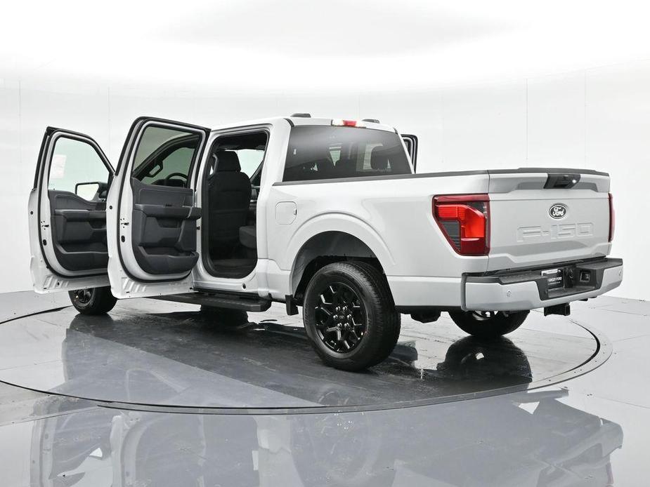 new 2024 Ford F-150 car, priced at $52,570