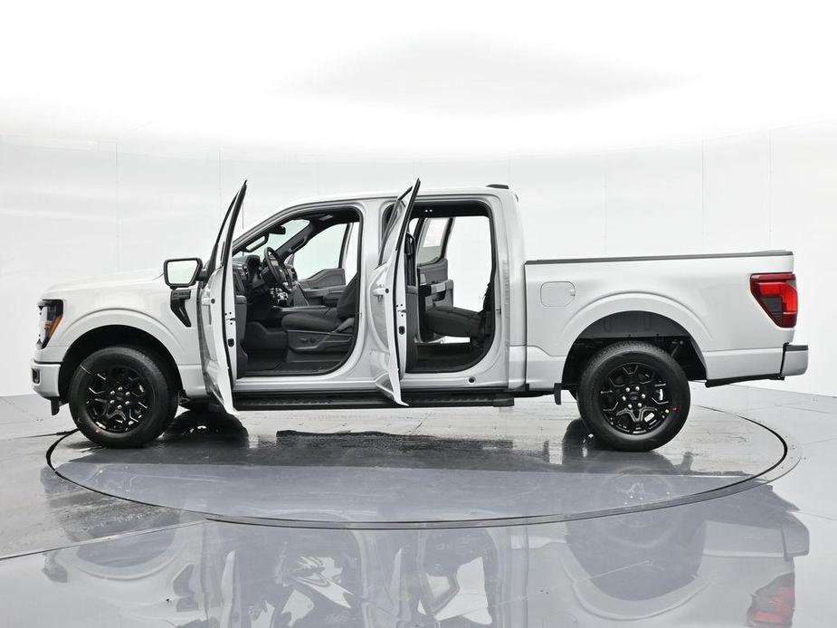 new 2024 Ford F-150 car, priced at $52,570