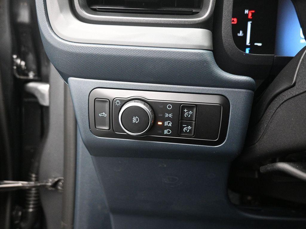 new 2025 Ford Maverick car, priced at $35,425