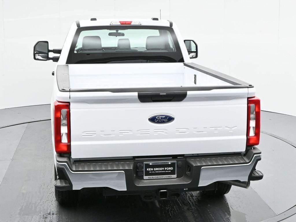 new 2024 Ford F-350 car, priced at $49,200