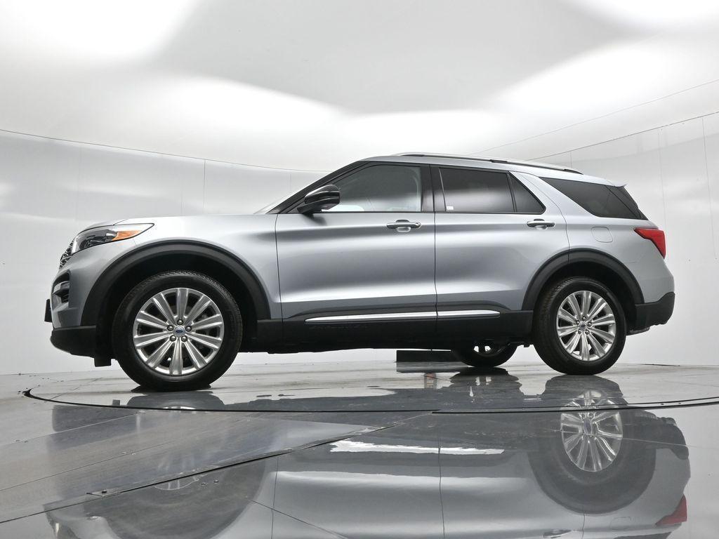 new 2024 Ford Explorer car, priced at $52,920