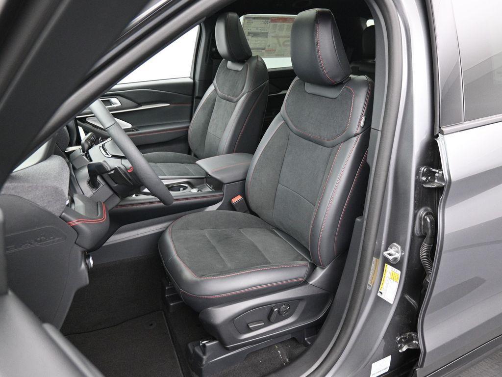 new 2025 Ford Explorer car, priced at $60,300