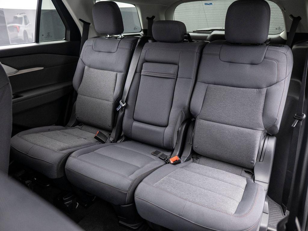 new 2025 Ford Explorer car, priced at $40,675