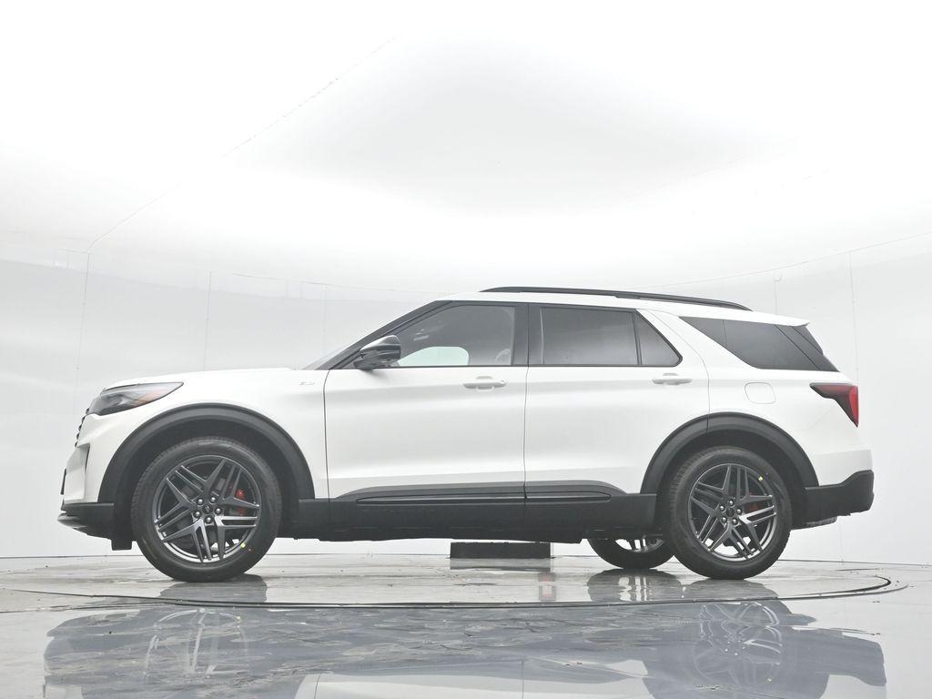new 2025 Ford Explorer car, priced at $46,051