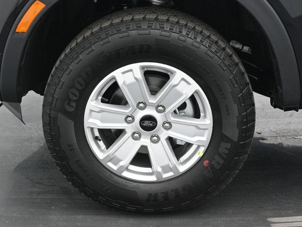 new 2025 Ford Ranger car, priced at $36,975