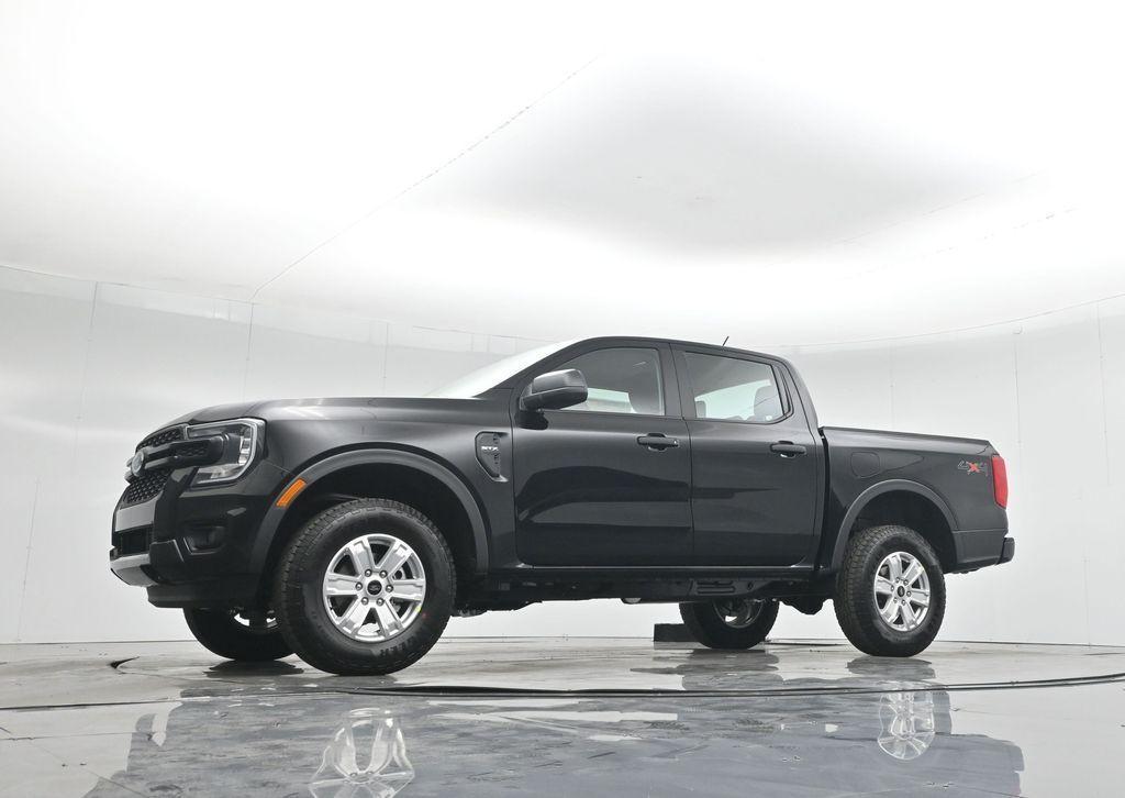 new 2025 Ford Ranger car, priced at $36,975