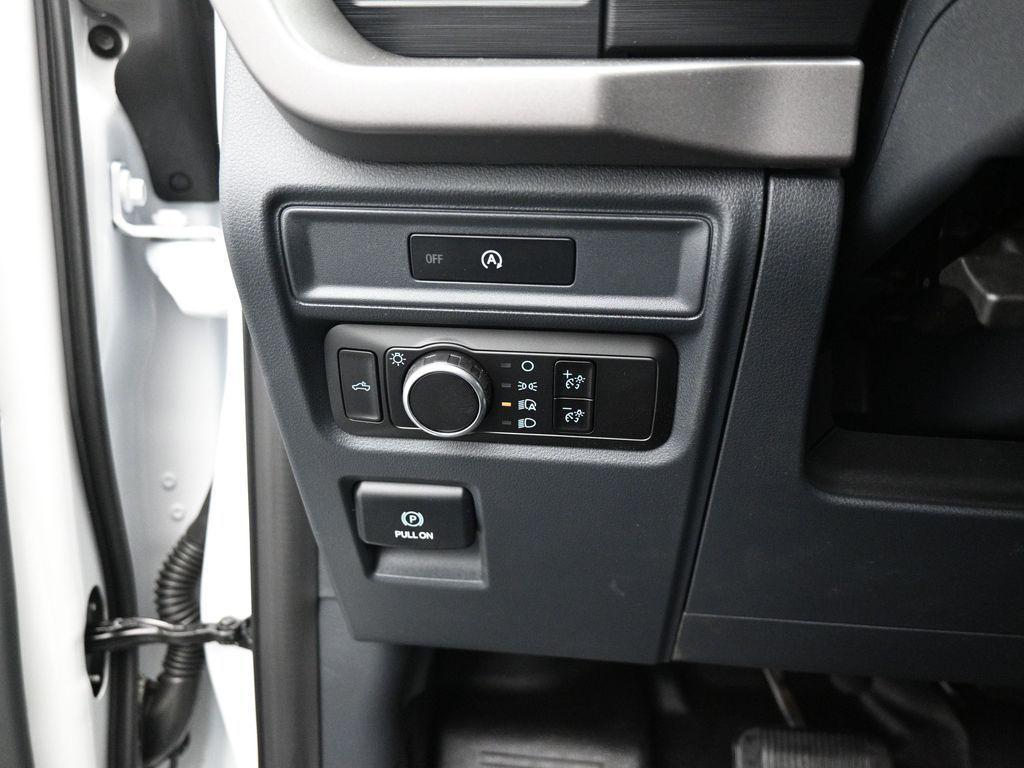 new 2025 Ford F-150 car, priced at $40,164