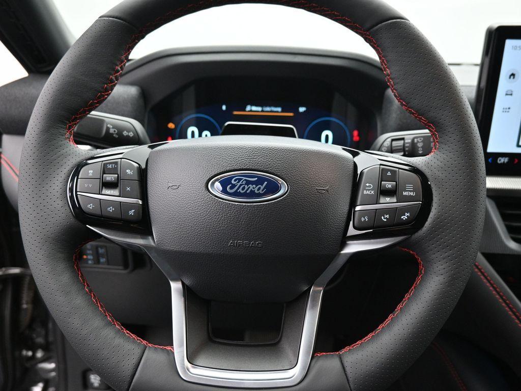 new 2025 Ford Explorer car, priced at $48,535