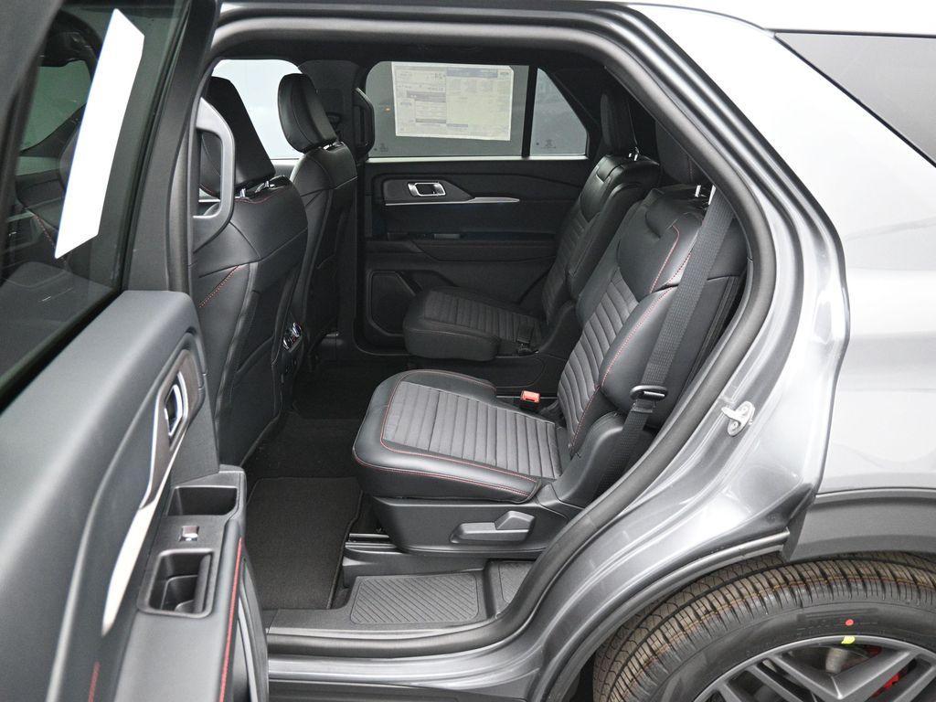 new 2025 Ford Explorer car, priced at $48,535
