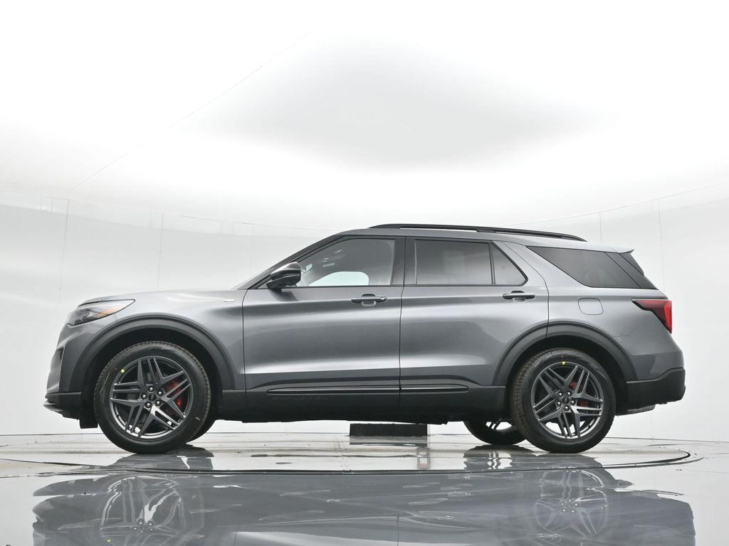 new 2025 Ford Explorer car, priced at $48,535