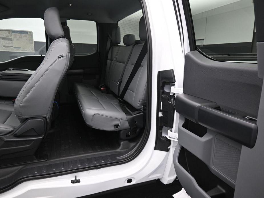 new 2024 Ford F-150 car, priced at $48,275