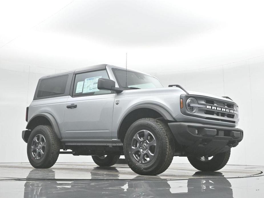 new 2024 Ford Bronco car, priced at $45,915