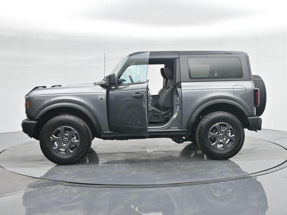 new 2024 Ford Bronco car, priced at $45,915