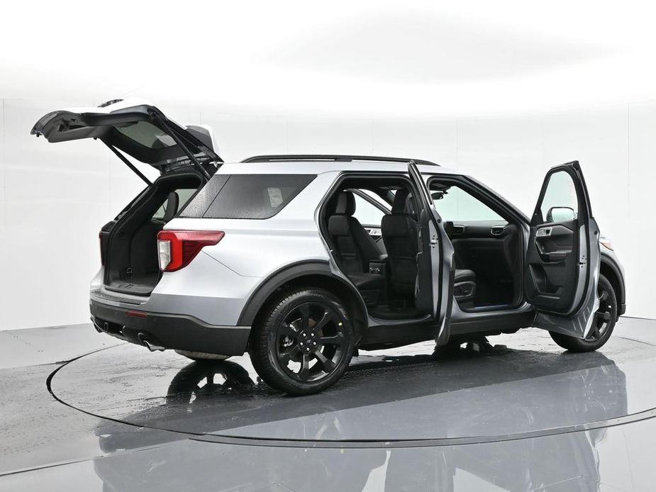 new 2024 Ford Explorer car, priced at $48,935