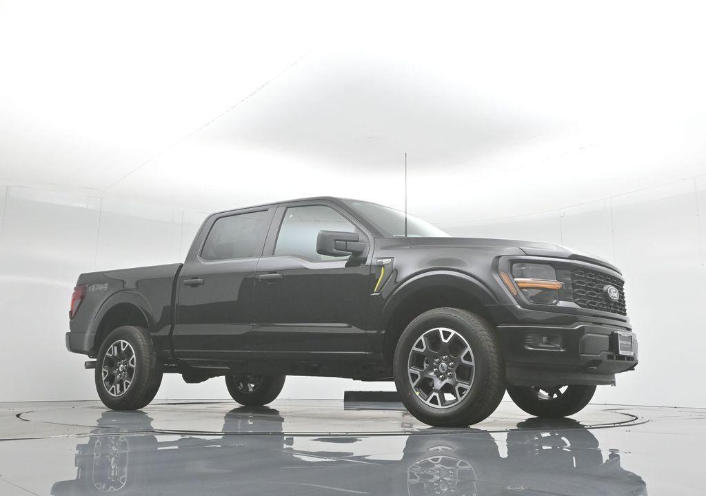 new 2025 Ford F-150 car, priced at $47,130