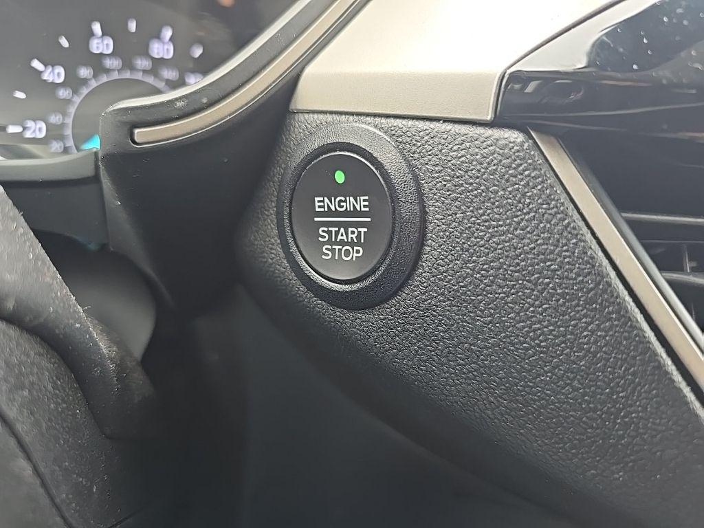 used 2022 Ford Escape car, priced at $20,200