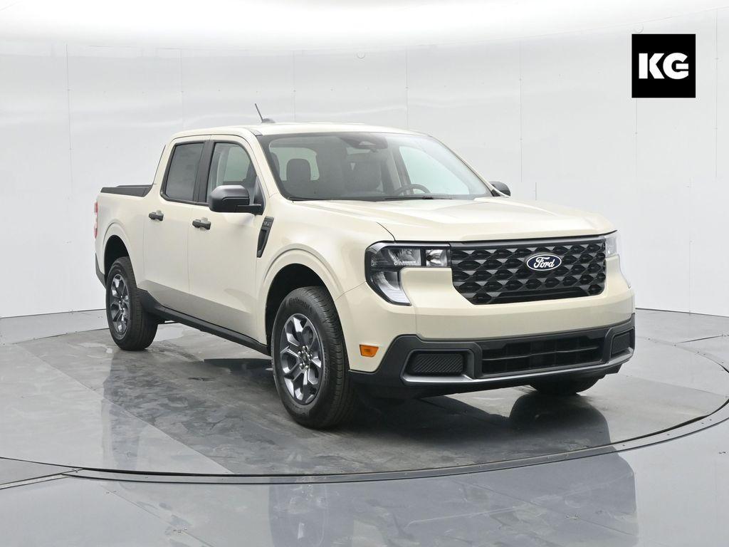 new 2025 Ford Maverick car, priced at $33,360