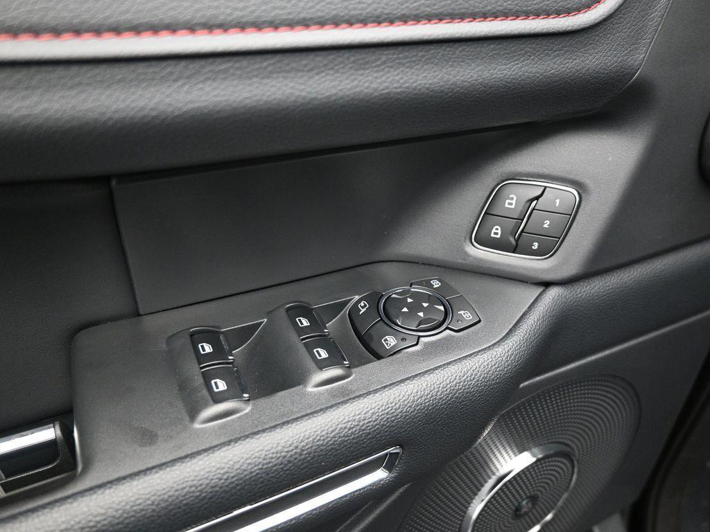 new 2024 Ford Expedition car, priced at $71,422
