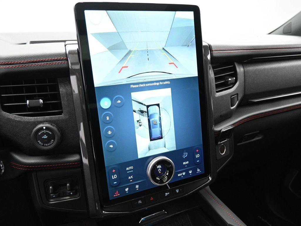 new 2024 Ford Expedition car, priced at $71,422
