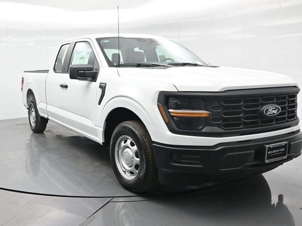 new 2025 Ford F-150 car, priced at $39,254