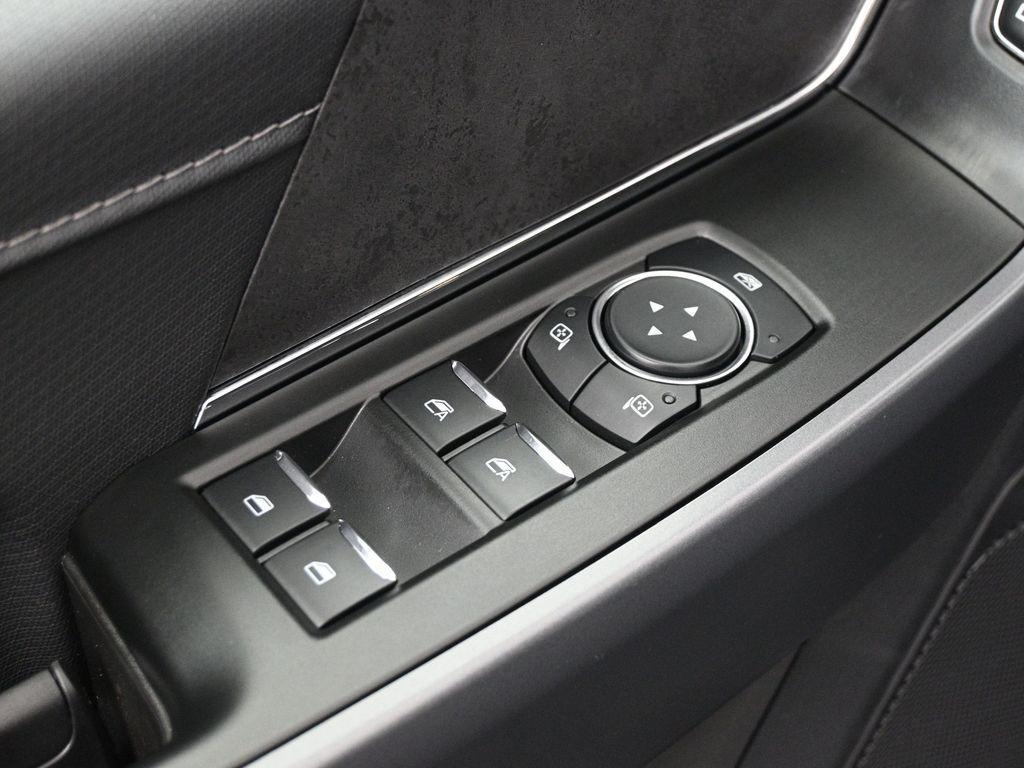 new 2025 Ford F-150 car, priced at $59,360